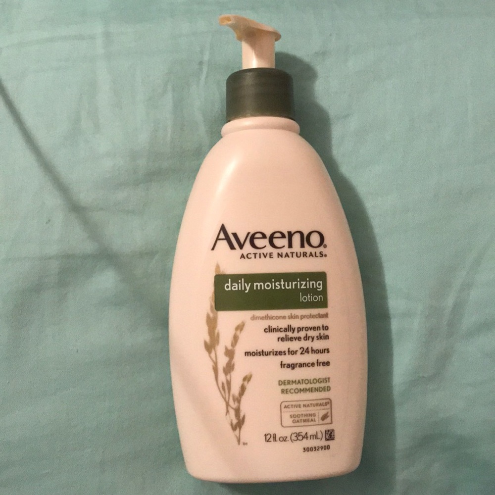 Aveeno daily moisturizing lotion